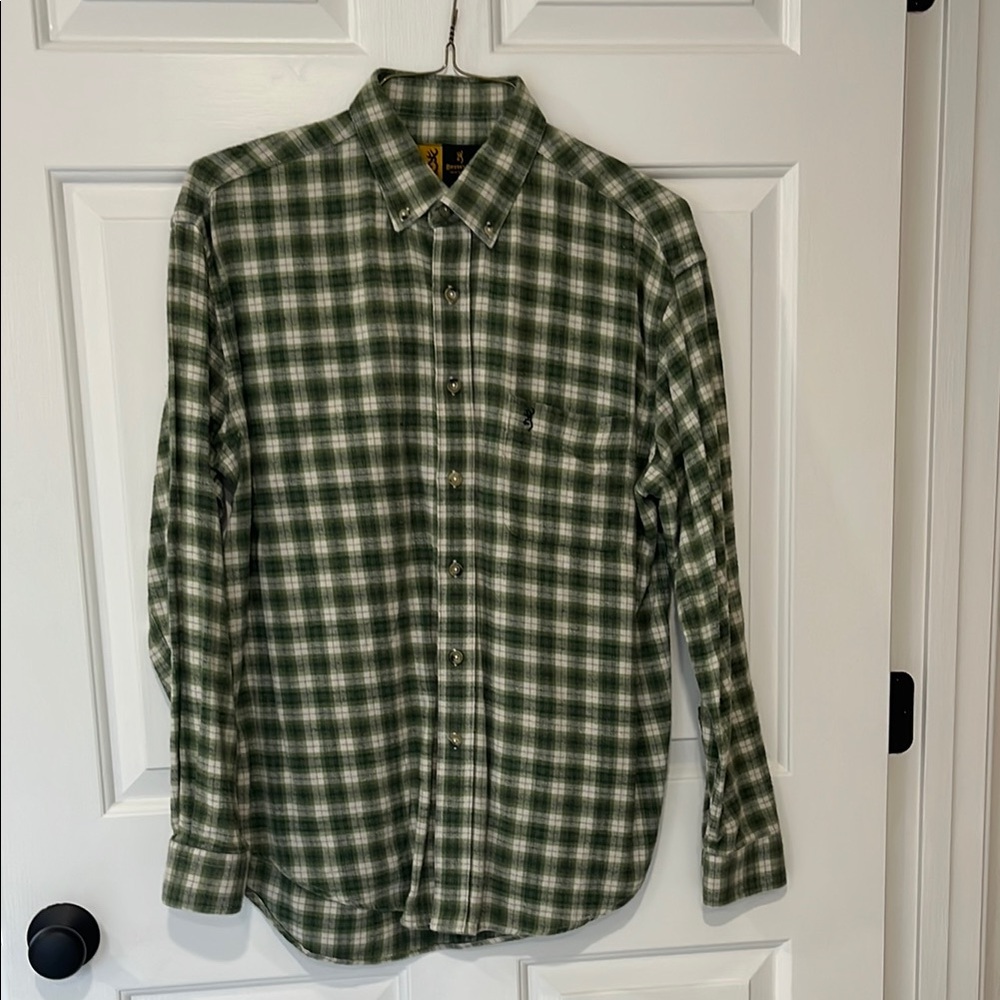 Browning Green Casual Button Down Shirt with Long Sleeves and Soft Material